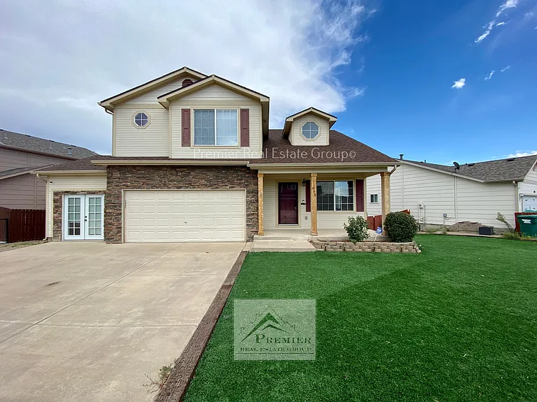 865 Winebrook Way — Photo 1
