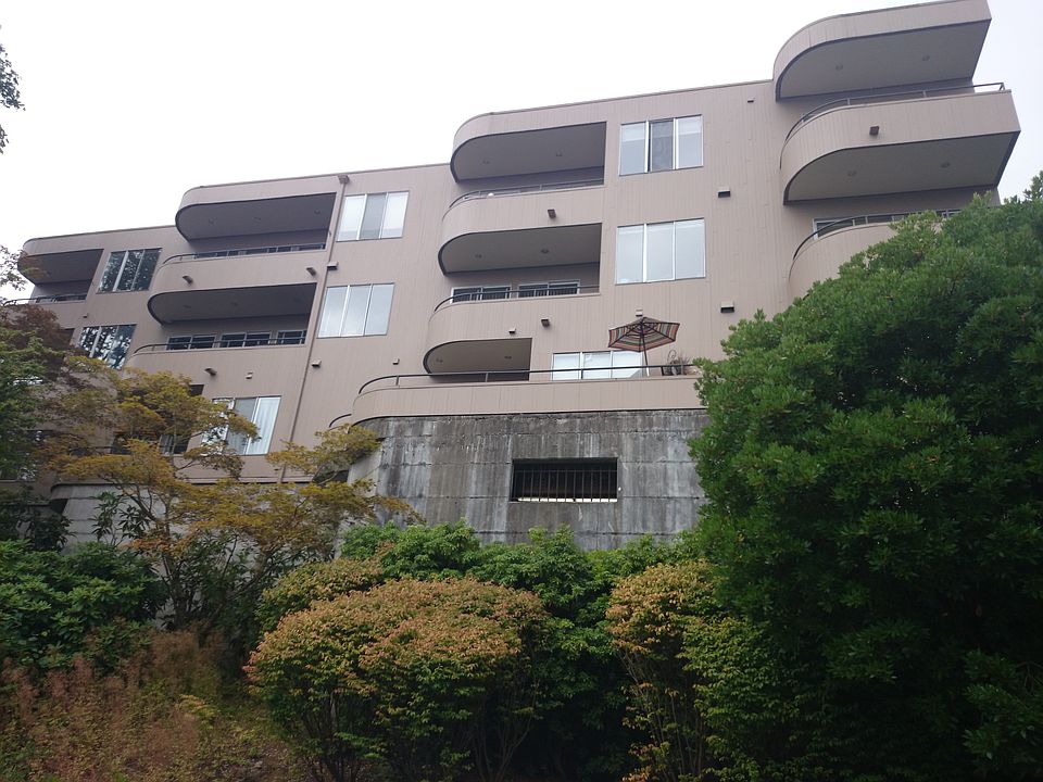 1st image of 2134 Waverly Pl N APT 102