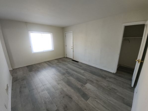 2706 Oxford Ave #2