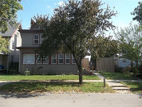 2nd image of 15 Wood St