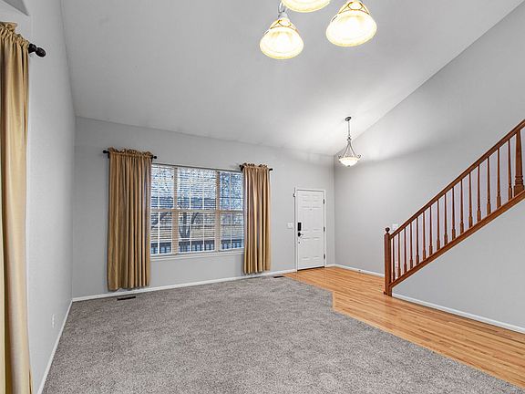 5th image of 2721 Chase Dr
