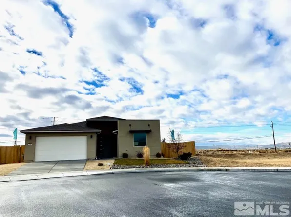 200 Uxbridge Dr, Sparks, NV 89441