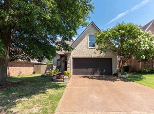 456 N Ericson Rd, Cordova, TN 38018