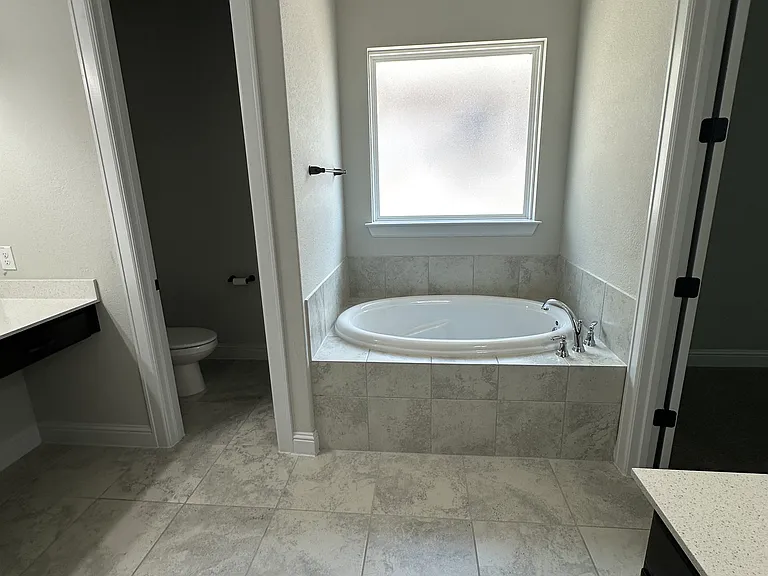 2320 Base Burner Path — Photo 8