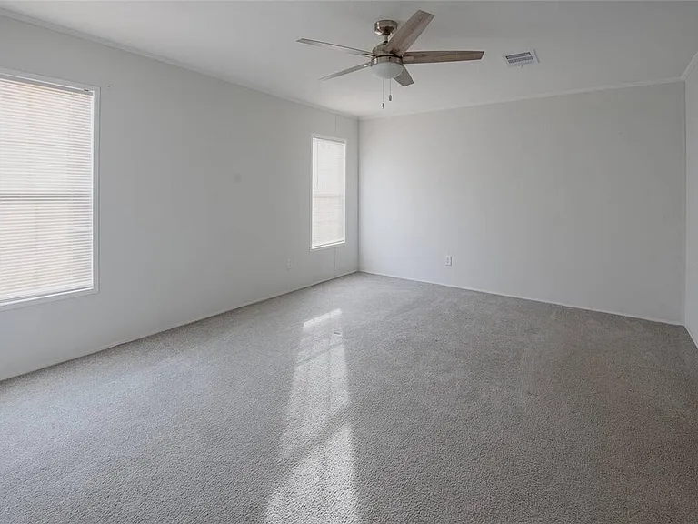 3205 J And J Manor Rd — Photo 6