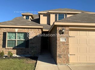129 Magnolia Dr, Sanger, TX 76266