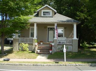 14 Main St, Cookstown, NJ 08511