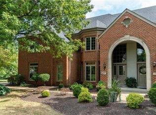 200 Glen Abbey Ct, Presto, PA 15142