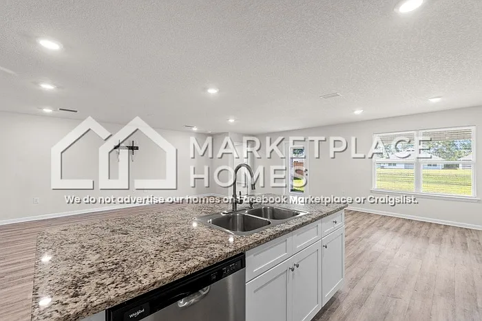 7504 Delancey St — Photo 13