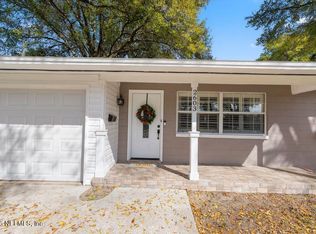 2603 Pine Summit Dr E, Jacksonville, FL 32211