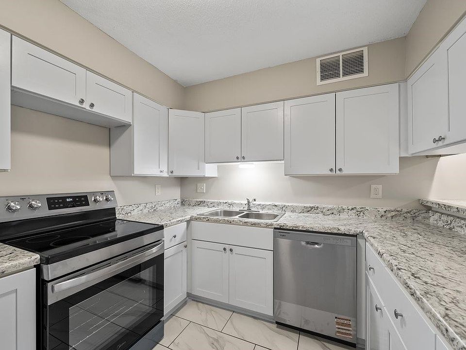 1st image of 2060 Romford Ln #2060