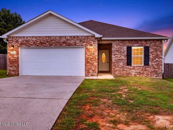 18329 Tiffany Renee Dr, Gulfport, MS 39503