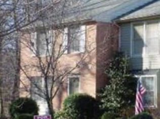 3656 Wharf Ln, Triangle, VA 22172