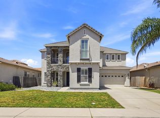 6813 Vilamoura Way, Elk Grove, CA 95757
