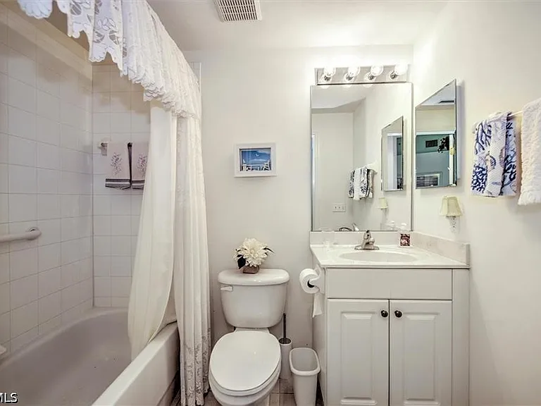 12171 Summergate Cir #102 — Photo 16