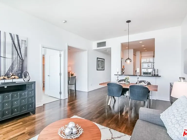 900 W Olympic Blvd #28D — Photo 12