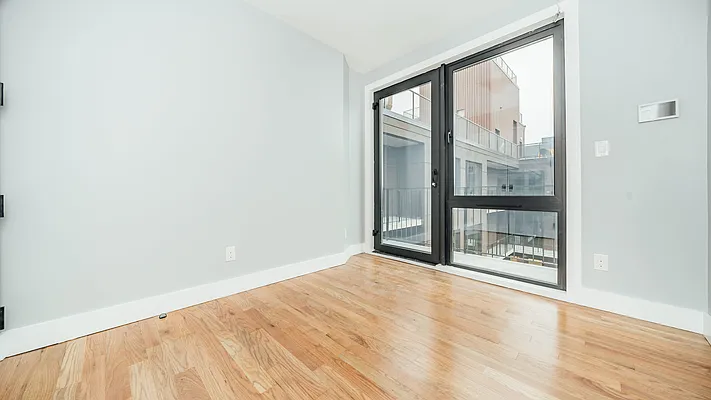 Rented by Nooklyn NYC LLC | media 69