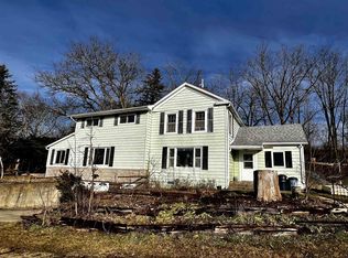 W5349 Burr Oak Ln, Monticello, WI 53570