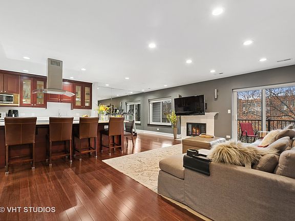 4th image of 3070 Pheasant Creek Dr APT 301