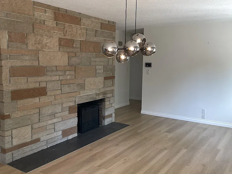 2621 N Bristol St — Photo 3