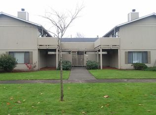 1245 9th Ave APT 2, Longview, WA 98632