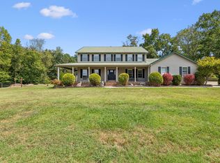 915 Woosley Rd, Tullahoma, TN 37388