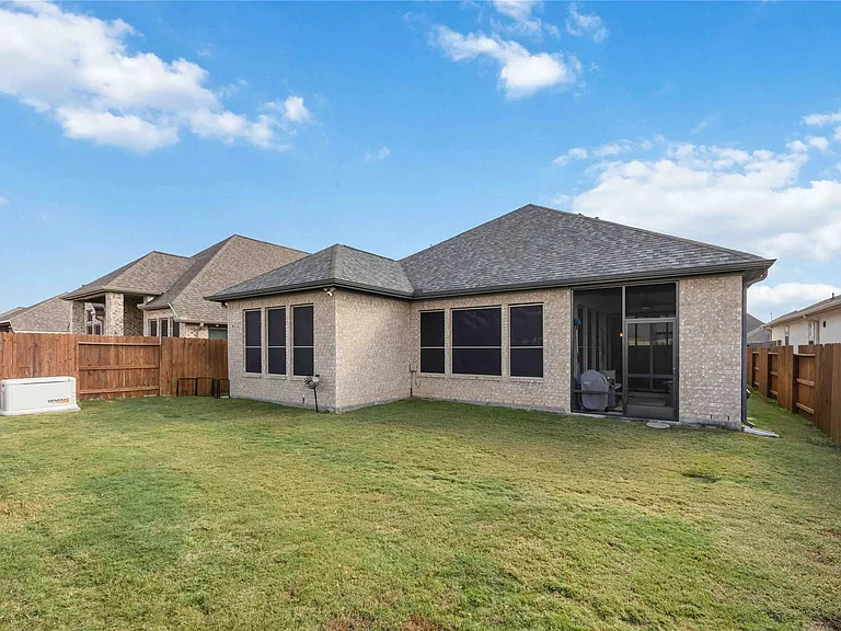 5622 Vintage Oaks Ln — Photo 18