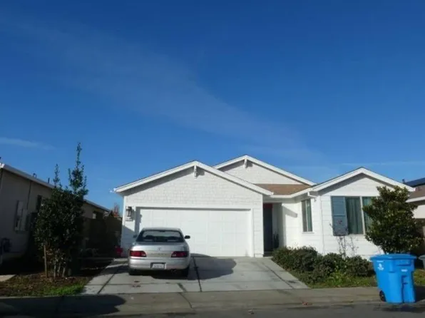 5648 Peach Tree Dr, Linda, CA 95901