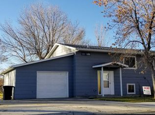 744 Calhoun Ln, Billings, MT 59101