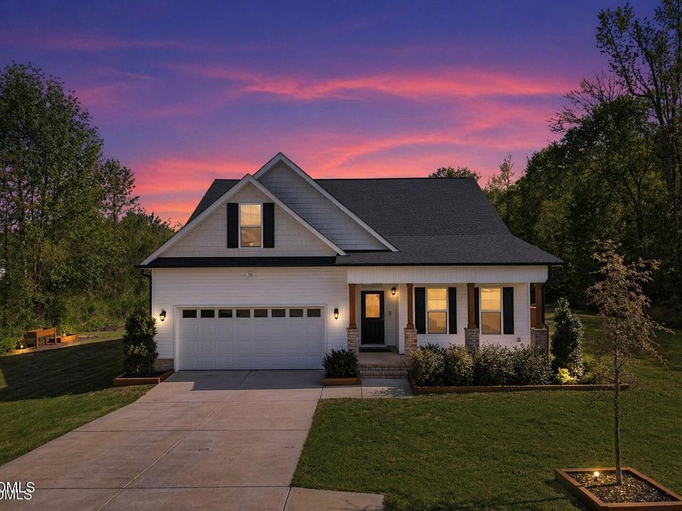 1st image of 386 Howards Crossing Dr