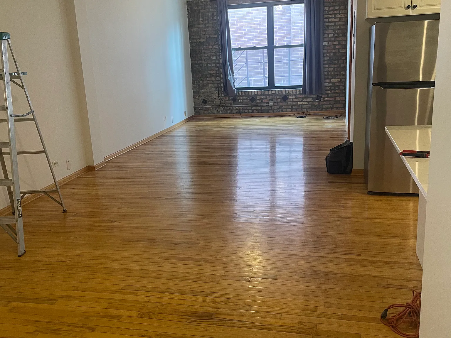 1 bed, 1200 sqft, $1,800 — Photo 1