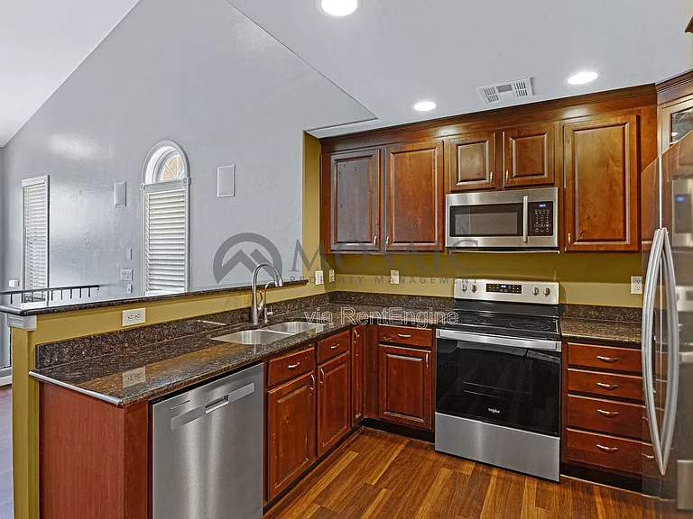 5626 S 21st Pl — Photo 15