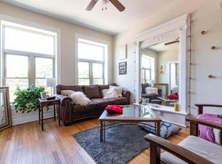 2537 N Sheffield Ave #207, Chicago, IL 60614