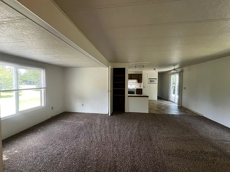 7220 Valley View Rd — Photo 3