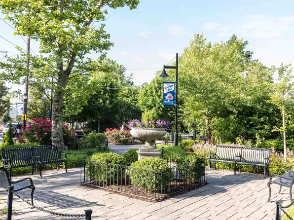 56 Poplar Street image 21 of 24