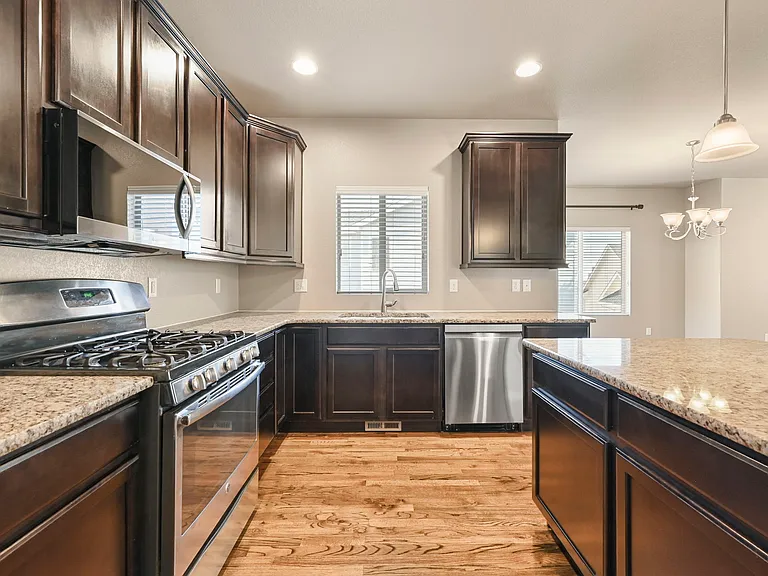 5651 Majestic Dr — Photo 7
