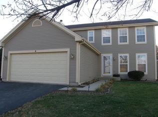 4 Brittany Ct, Bolingbrook, IL 60440