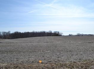 10218 Surge Rd, Jamestown, IL 62275