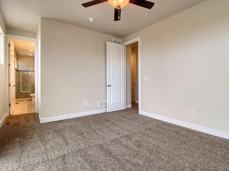 1641 King St — Photo 17