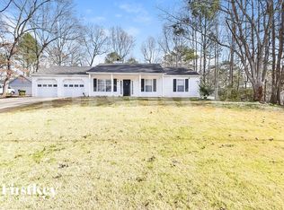 3765 Willow Ridge Rd, Douglasville, GA 30135