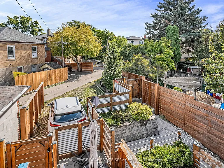 439 Winona Dr #C — Photo 17