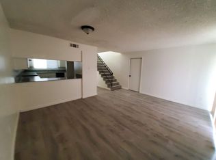 5917 Fairfax Rd #D, Bakersfield, CA 93306