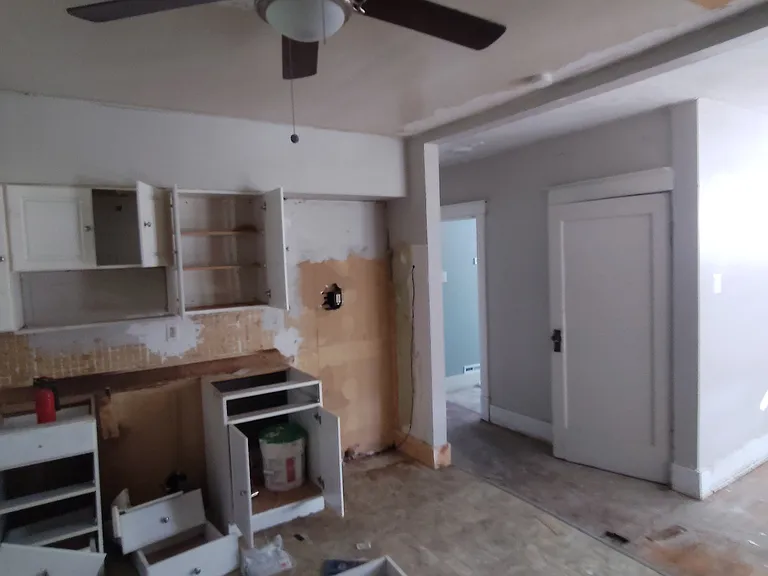 5217 Wren Ave — Photo 4