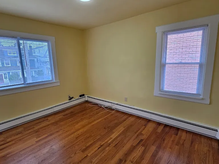 5 Bay Ave #2 — Photo 12