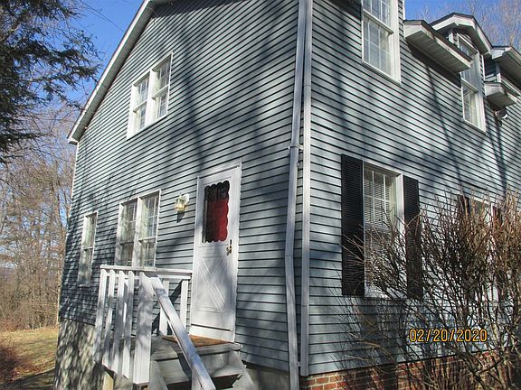 2nd image of 10 Vanessa Ln #B