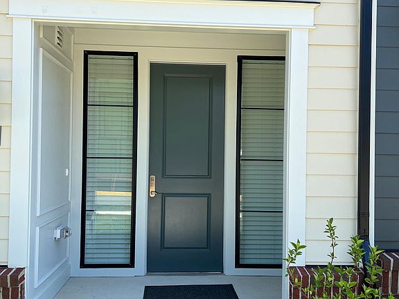 2nd image of 13829 Estuary Pl