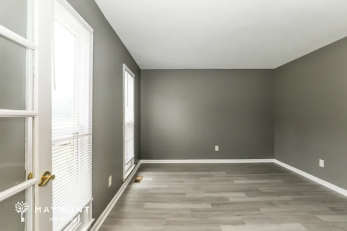 11492 Summer Creek Dr — Photo 4
