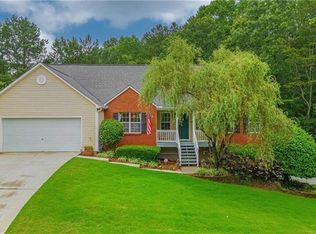 1615 Alcovy River Dr, Dacula, GA 30019