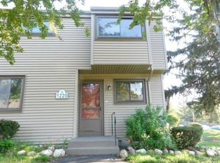 1220 Farmington Ave APT D, Farmington, CT 06032