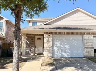 2335 Bloomfield Dr, Arlington, TX 76012